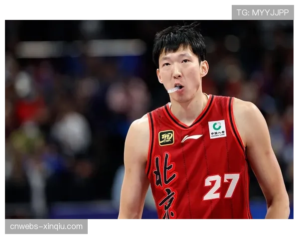 季后赛首战:广东华南虎主场加时险胜北京控股,周琦独揽30+20 季后赛首战:广东华南虎主场加时险胜北京控股,周琦独揽30+20